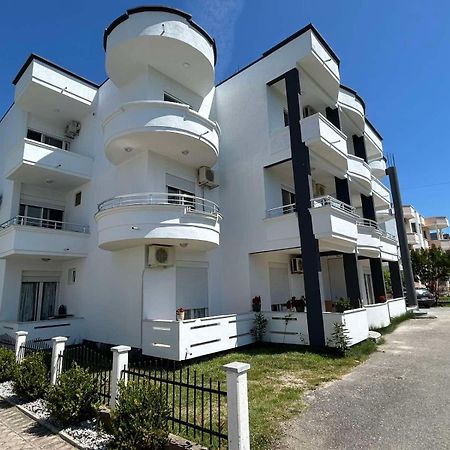 Apartmani Agovic Ulcinj Exteriör bild