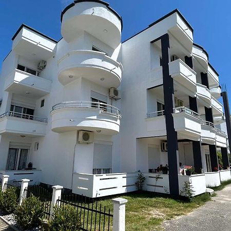 Apartmani Agovic Ulcinj Exteriör bild