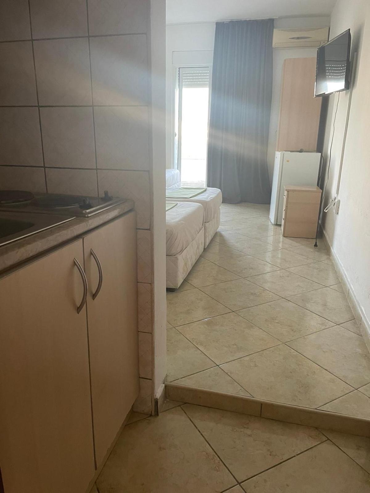 Apartmani Agovic Ulcinj Exteriör bild