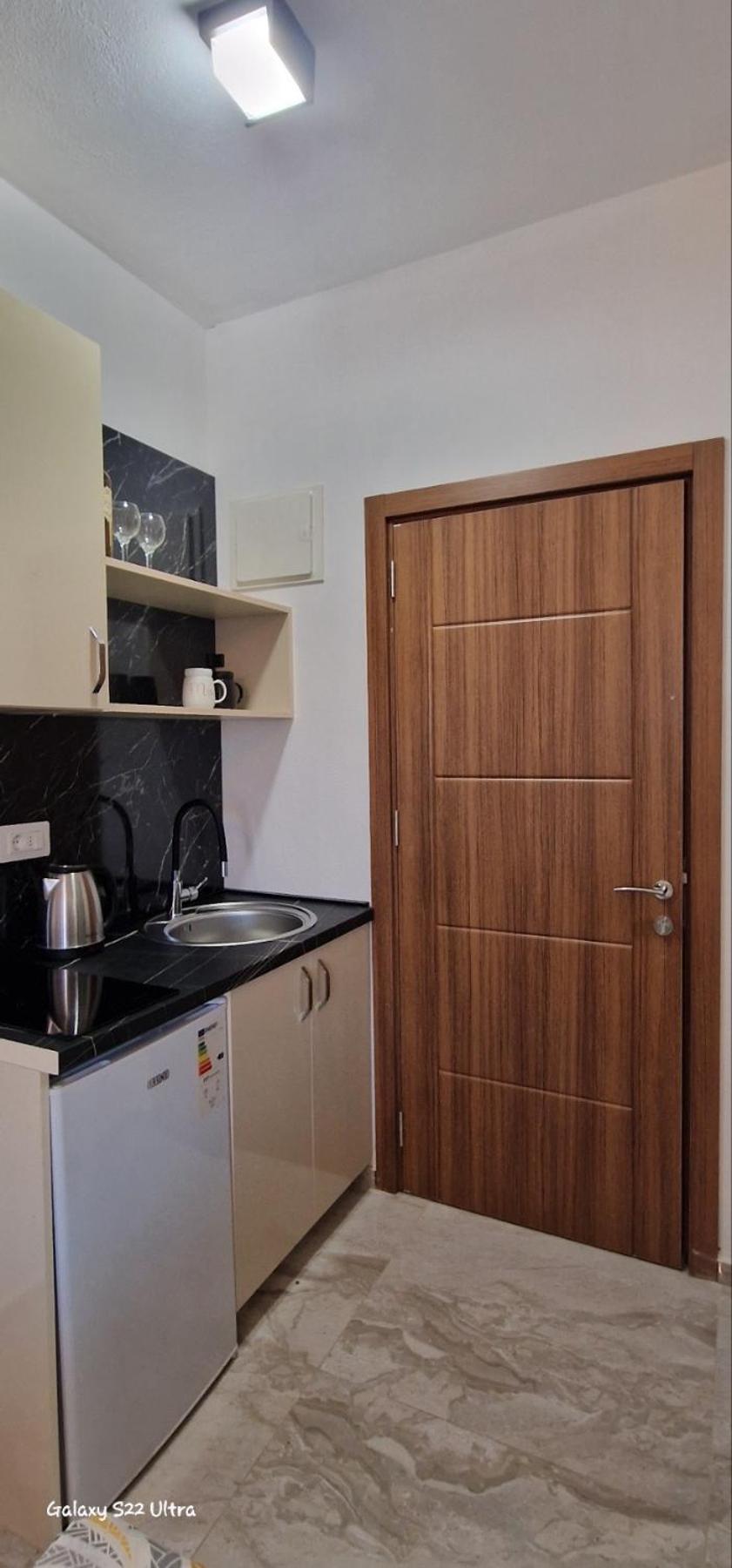 Apartmani Agovic Ulcinj Exteriör bild