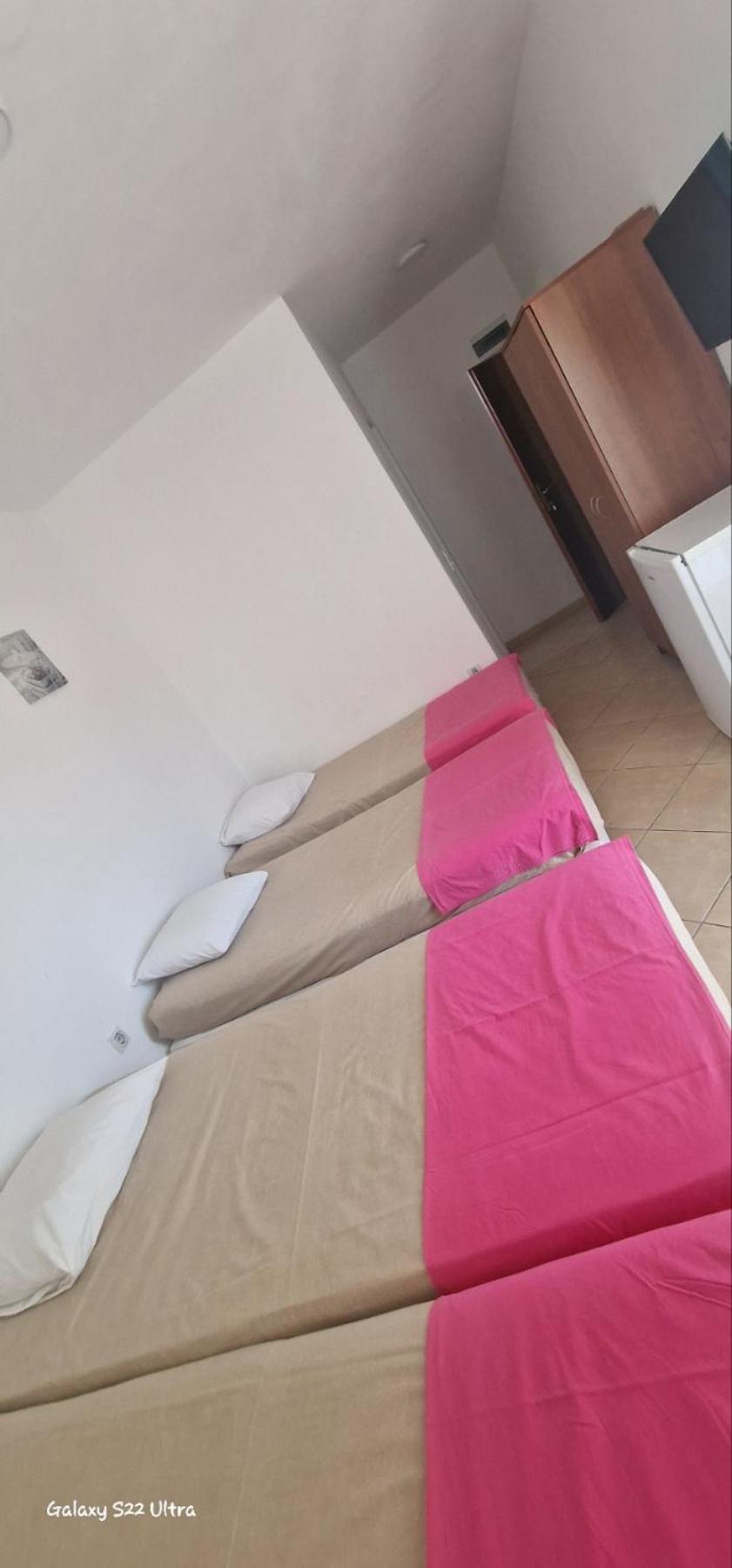 Apartmani Agovic Ulcinj Exteriör bild