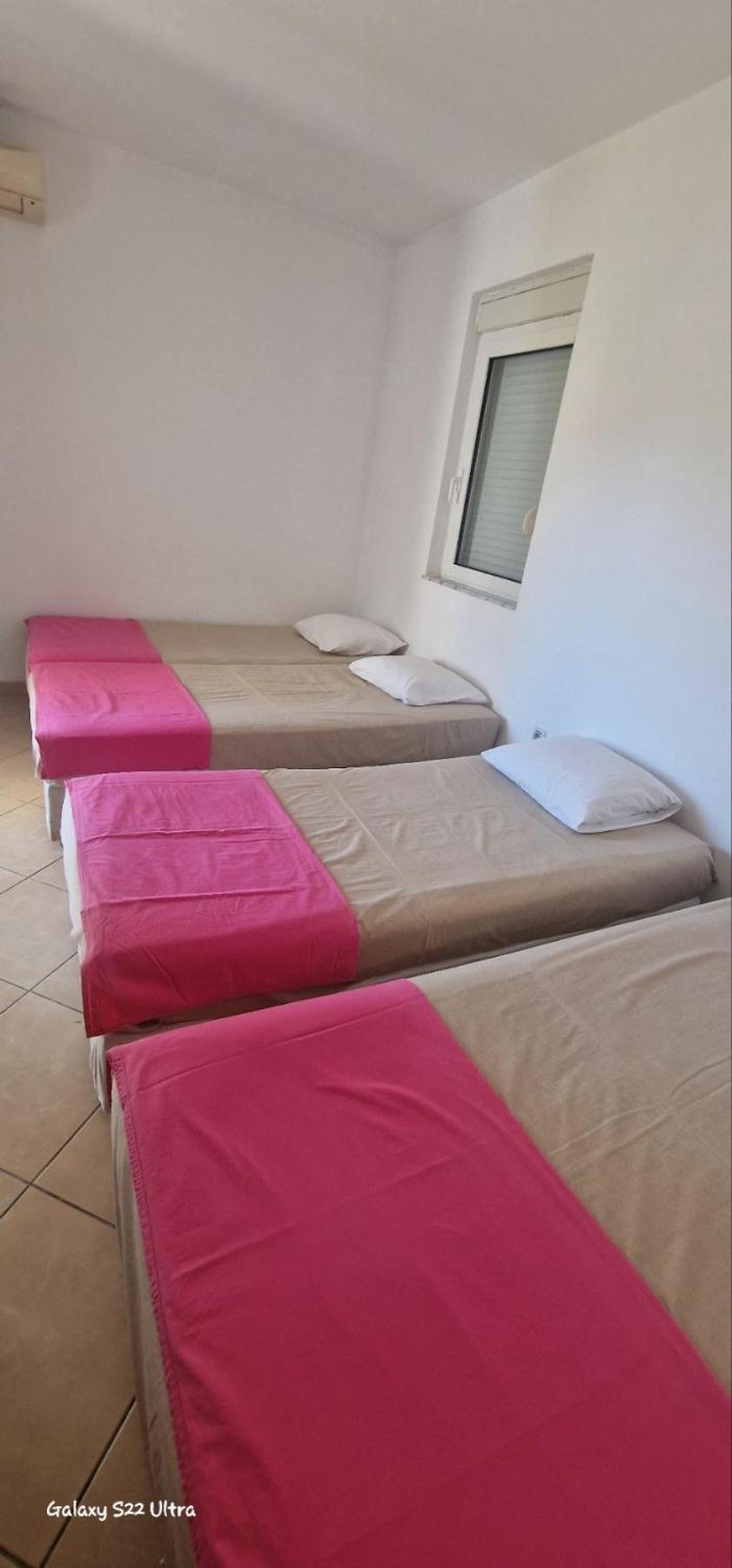 Apartmani Agovic Ulcinj Exteriör bild